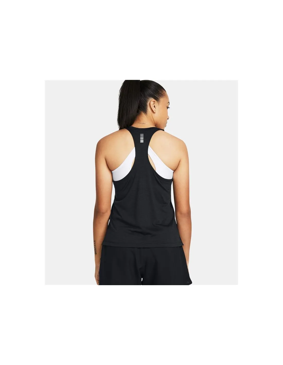 Camiseta de Running Under Armour Launch Singlet Mujer Negro