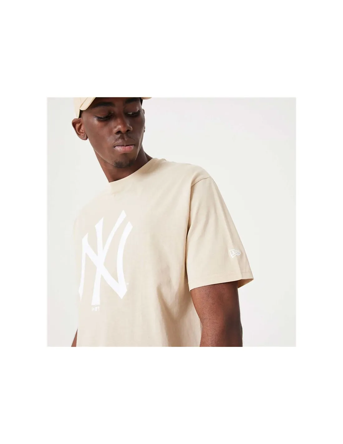 Camiseta New Era League Essentials New York Yankees Beige Hombre