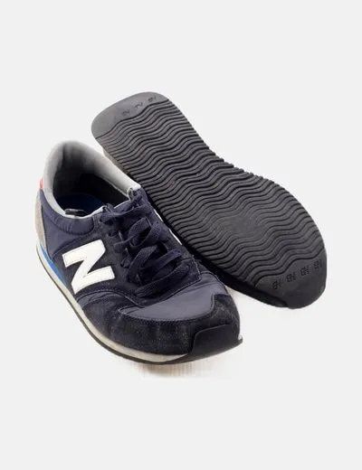 New Balance Deportiva azul marina acordonada