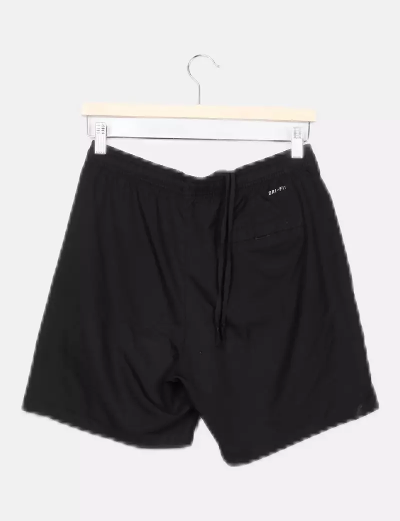 Nike Short negro técnico