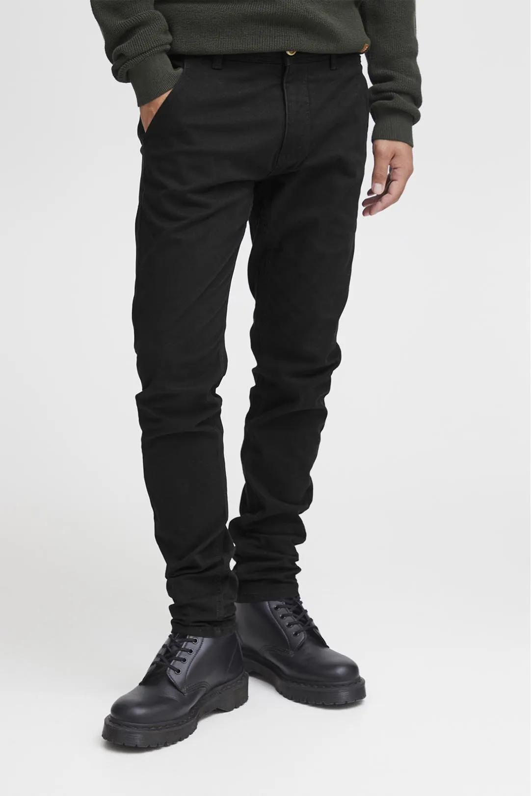 PANTALÓN CHINO HOMBRE BHNATAN NEGRO