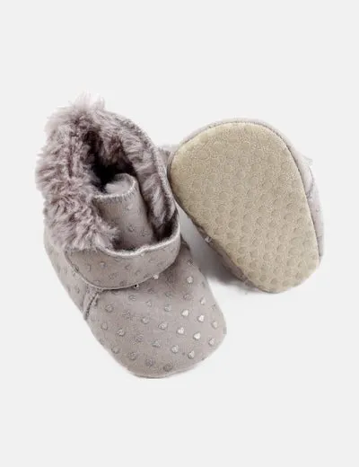 Primark Zapatilla gris estampada