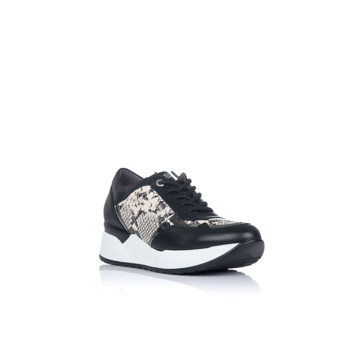 Zapatos Pitillos deportivo de piel color negro 6480